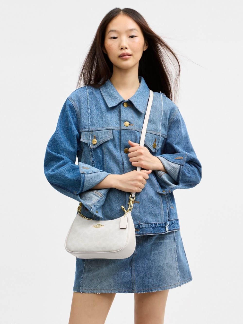 Coach Outlet Teri Shoulder Bag In Signature Canvas